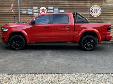 RAM 1500 Laramie Night Edition   5.7 HEMI eTorque