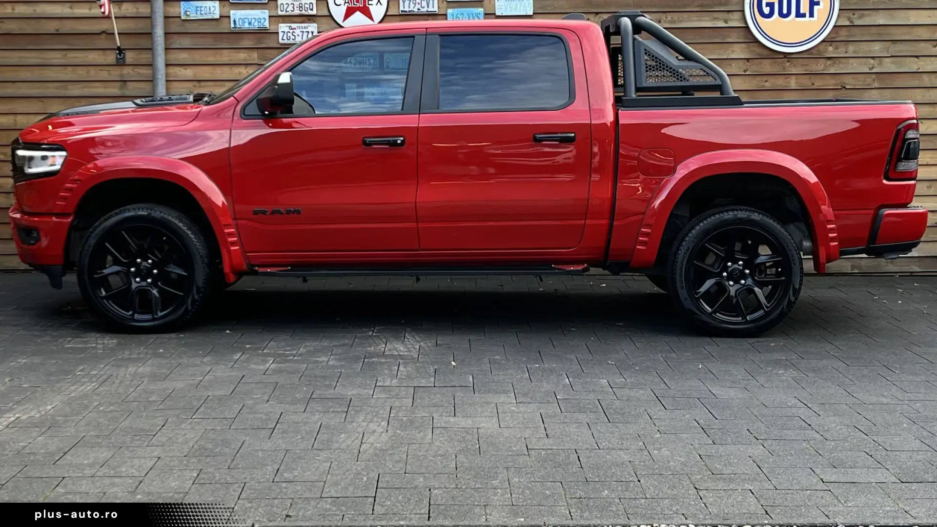 RAM 1500 Laramie Night Edition   5.7 HEMI eTorque