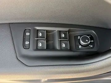 VW Touareg   ACC   LED   Kam   AHK   1Hand