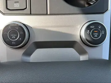 VW Touareg   ACC   LED   Kam   AHK   1Hand