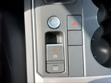 VW Touareg   ACC   LED   Kam   AHK   1Hand