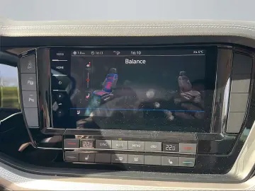 VW Touareg   ACC   LED   Kam   AHK   1Hand