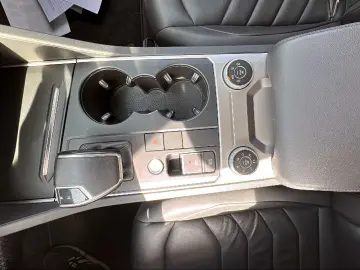 VW Touareg   ACC   LED   Kam   AHK   1Hand