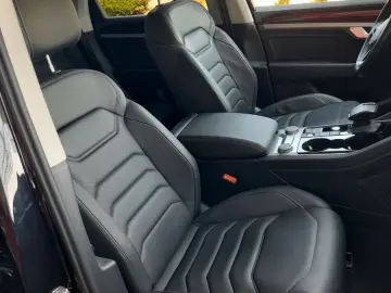 VW Touareg 3.0 V6 TDI 4MOT Tiptr LED 4CORNER AHK