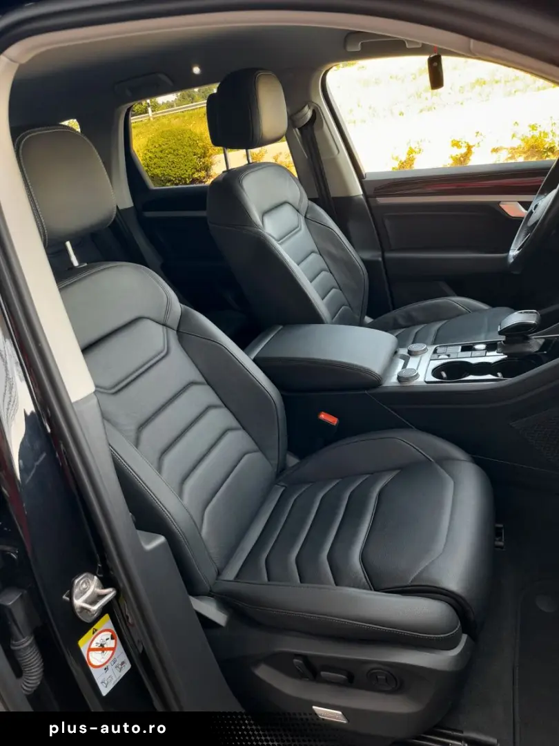 VW Touareg 3.0 V6 TDI 4MOT Tiptr LED 4CORNER AHK