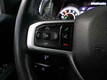 RAM 1500 Big Horn Lonestar   5.7 HEMI V8   4x4