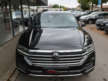 VW Touareg Elegance 4Motion 3.0 TDI Memory CAM ACC