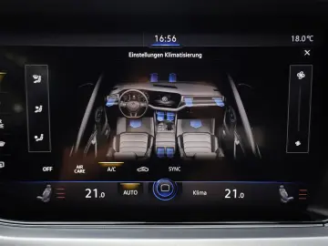 VW Touareg Elegance 4Motion 3.0 TDI Memory CAM ACC