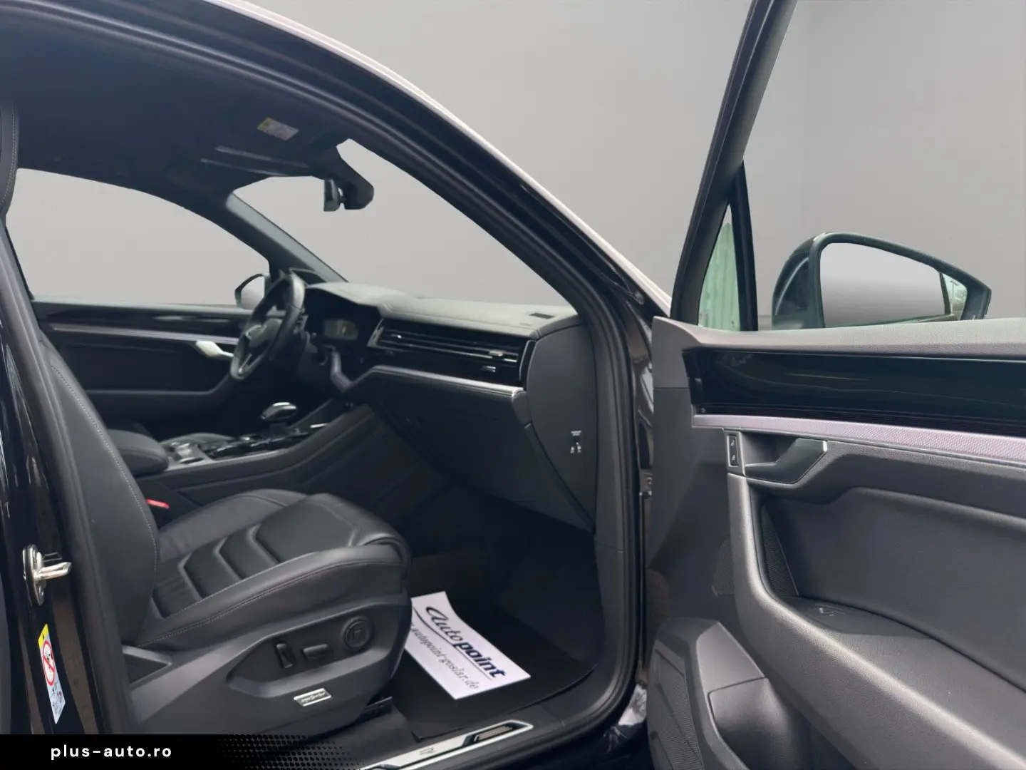 VW Touareg 3.0 TSI R-Line INNOVISION DYNAUDIO