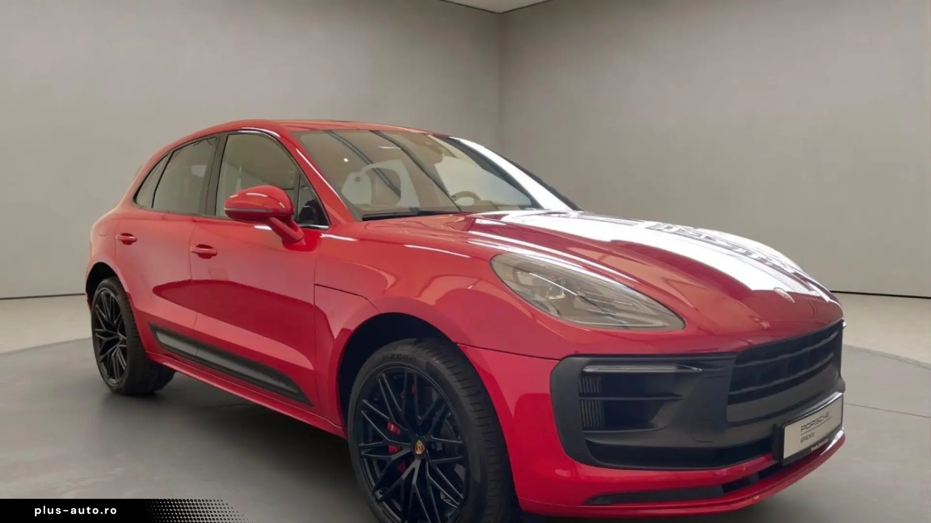 Porsche Macan GTS sports exhaust air suspension BOSE