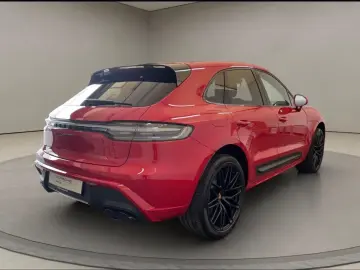 Porsche Macan GTS sports exhaust air suspension BOSE