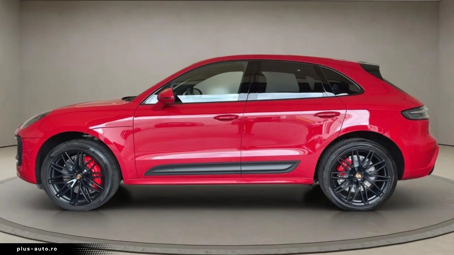 Porsche Macan GTS sports exhaust air suspension BOSE