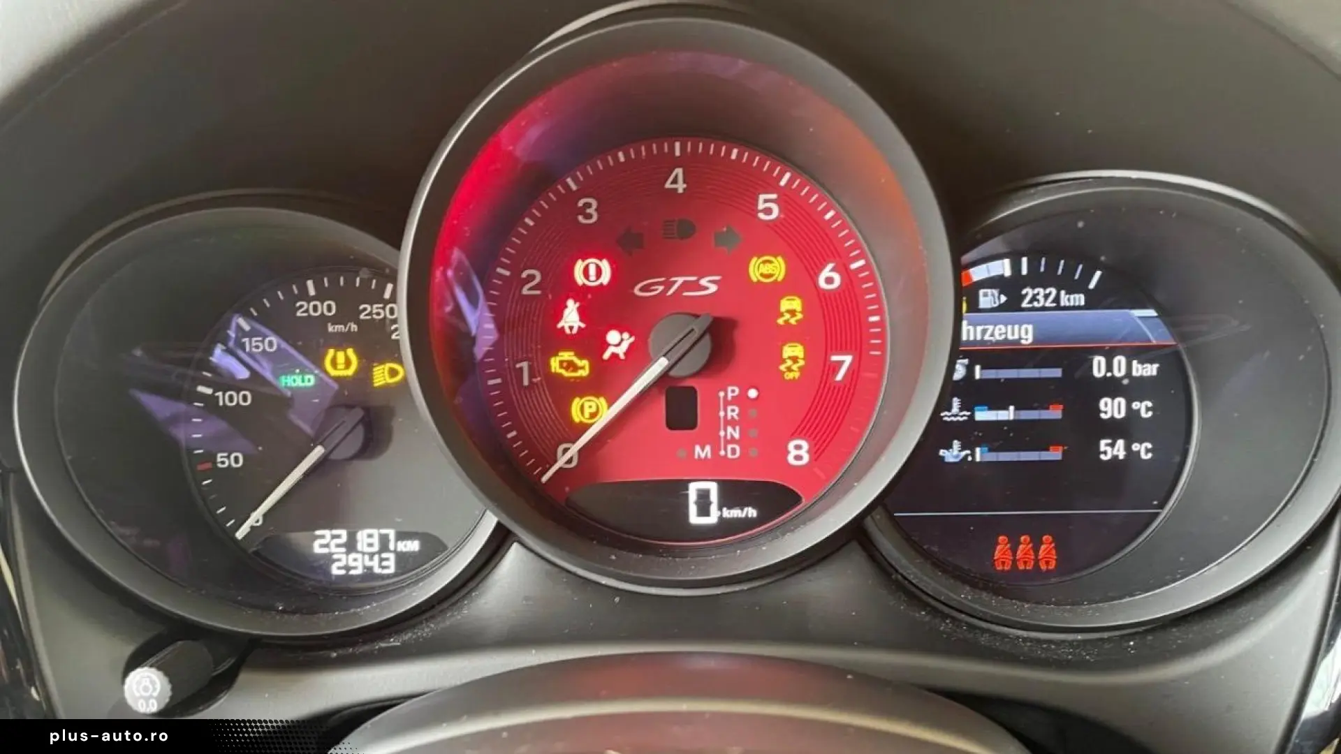 Porsche Macan GTS sports exhaust air suspension BOSE