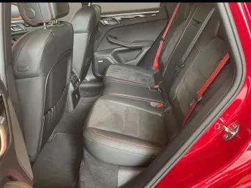 Porsche Macan GTS sports exhaust air suspension BOSE