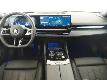BMW 540d xDrive M Sport Pro Pano HeadUp DriveAssPro