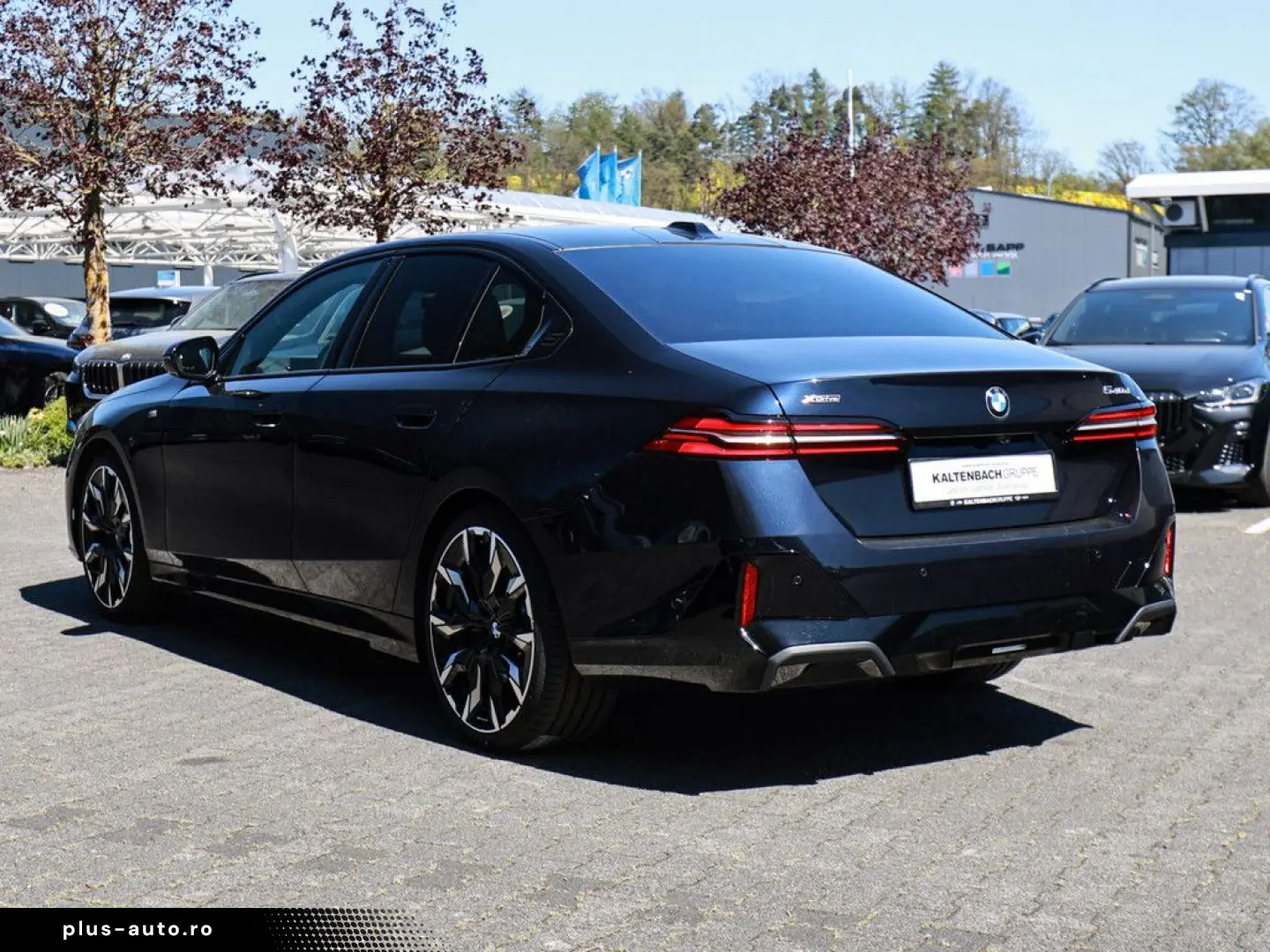 BMW 540d xDrive M-Sport PANO STANDHZ B&W HUD 360