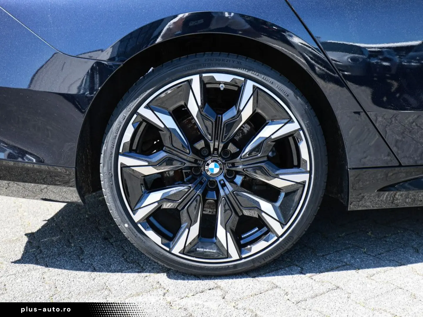 BMW 540d xDrive M-Sport PANO STANDHZ B&W HUD 360