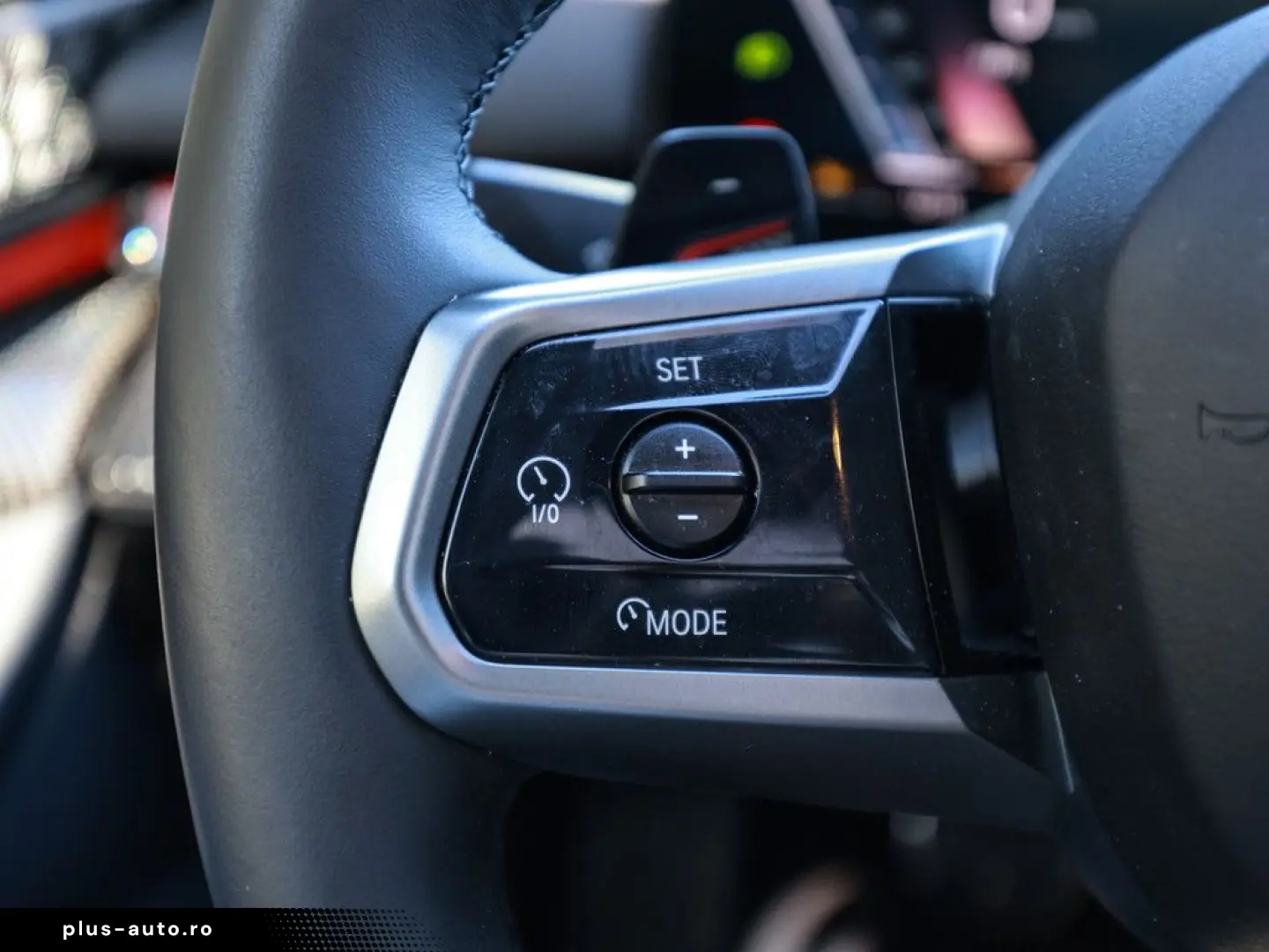 BMW 540d xDrive M-Sport PANO STANDHZ B&W HUD 360
