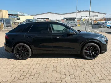 AUDI Q8 50 TDI quattro