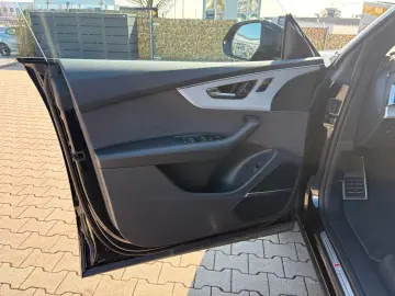 AUDI Q8 50 TDI quattro