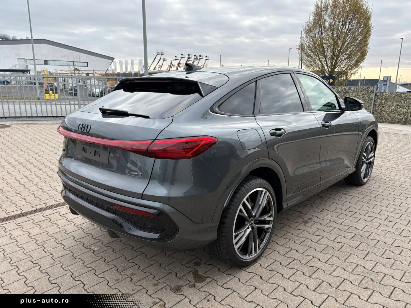 AUDI Q5 Sportback 2.0 TDI quattro Pano Matrix  3.Disp