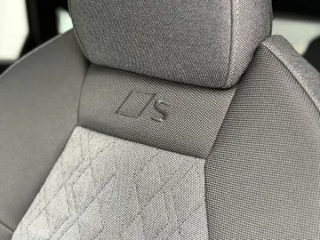 AUDI Q5 Sportback 2.0 TDI quattro Pano Matrix  3.Disp