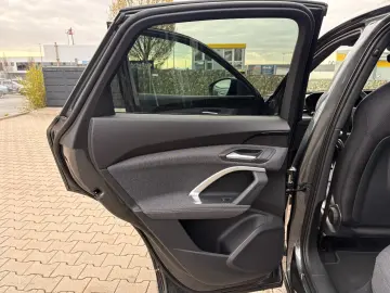 AUDI Q5 Sportback 2.0 TDI quattro Pano Matrix  3.Disp