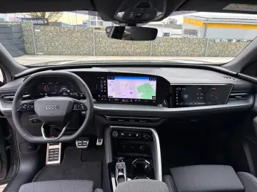 AUDI Q5 Sportback 2.0 TDI quattro Pano Matrix  3.Disp