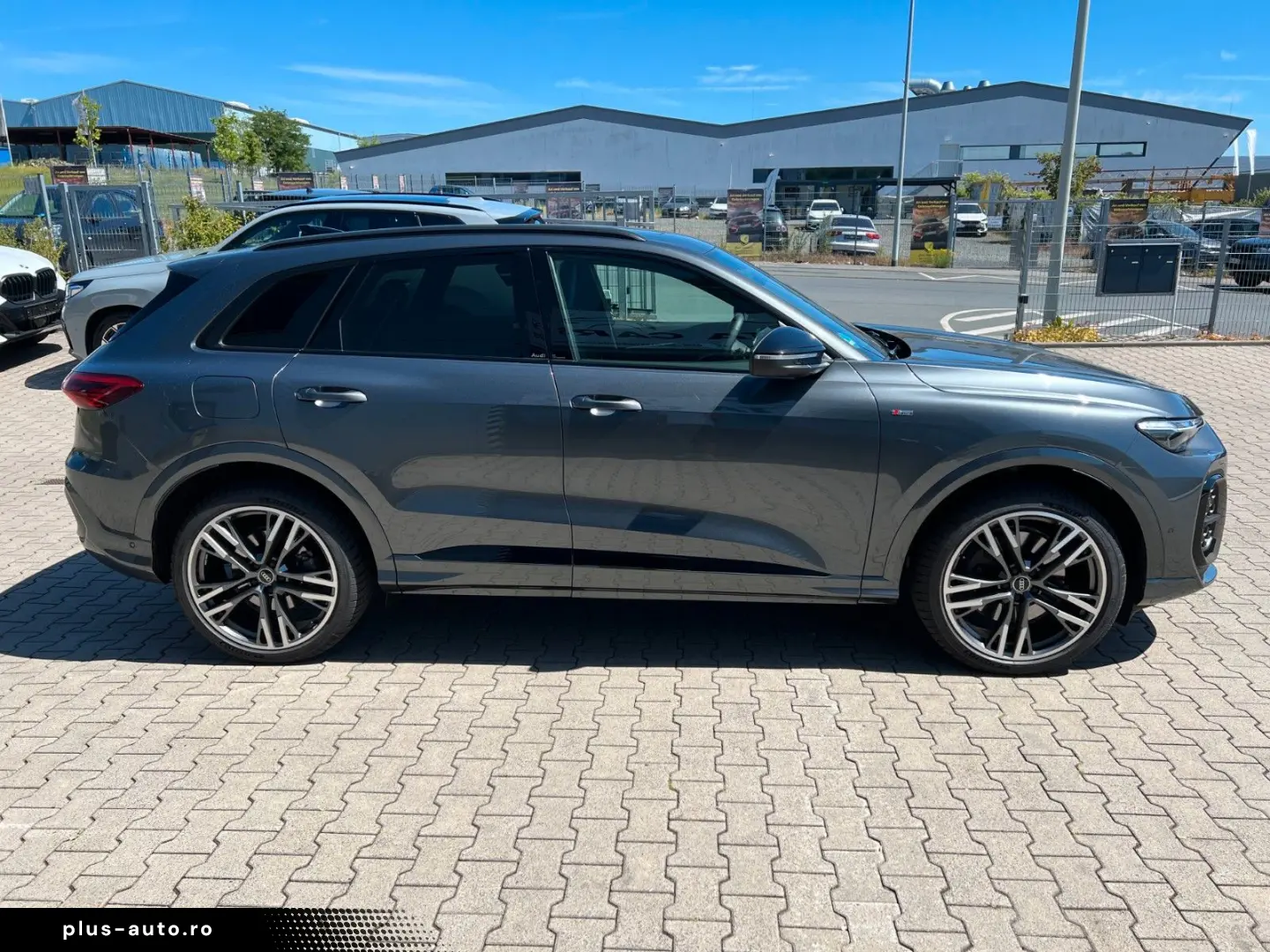AUDI Q5 2.0 TDI quattro SLine Panorama Tech plus
