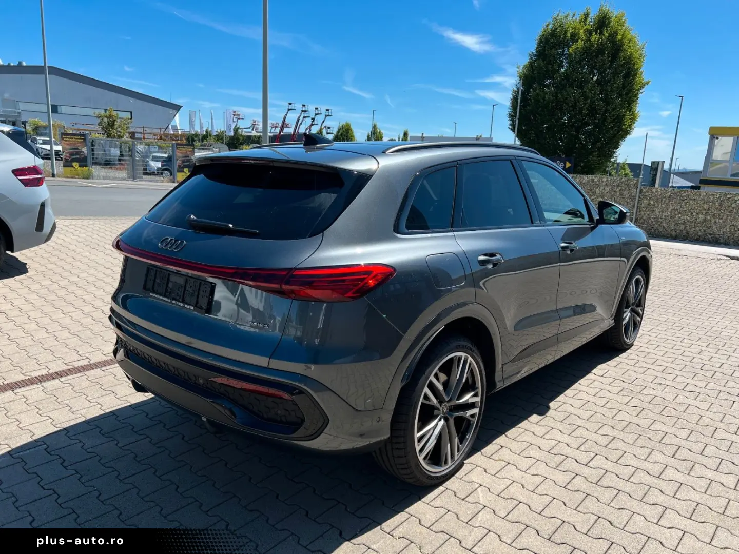 AUDI Q5 2.0 TDI quattro SLine Panorama Tech plus
