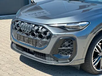 AUDI Q5 2.0 TDI quattro SLine Panorama Tech plus