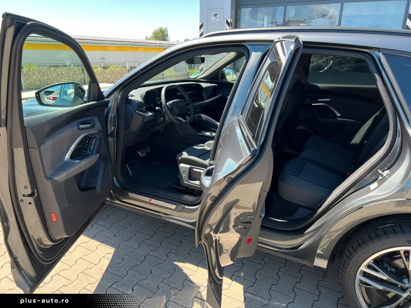 AUDI Q5 2.0 TDI quattro SLine Panorama Tech plus