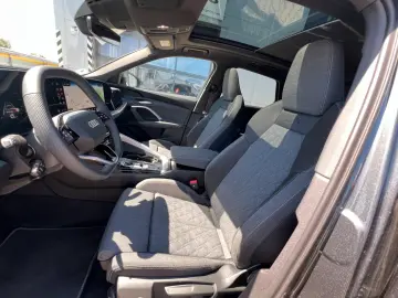 AUDI Q5 2.0 TDI quattro SLine Panorama Tech plus