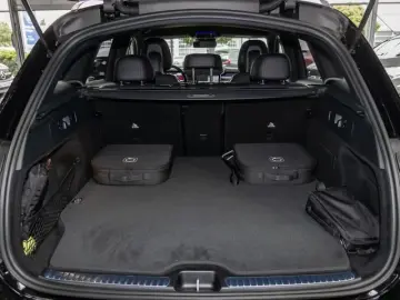 Mercedes-Benz GLC 300e 4Matic Avantgarde