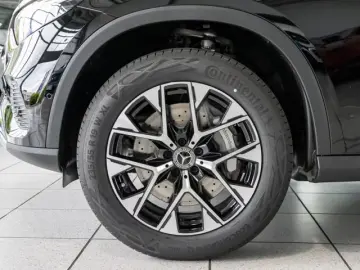 Mercedes-Benz GLC 300e 4Matic Avantgarde