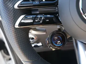 MERCEDES-BENZ SL 43 AMG NIGHT MEMORY DIGITAL LIGHT