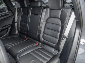 Porsche Macan GTS Parking Heater Surround-View BOSE PASM