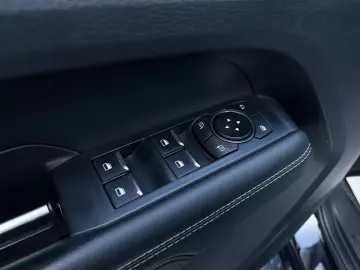 VW Amarok 3.0 TDI STYLE 4Motion