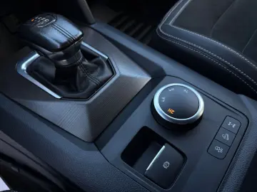 VW Amarok 3.0 TDI STYLE 4Motion