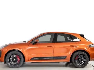 Porsche Macan GTS Air Pano 18-way SportChrono Surround