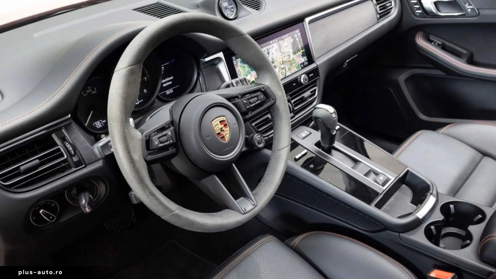 Porsche Macan GTS Air Pano 18-way SportChrono Surround
