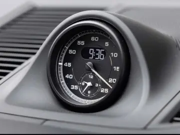 Porsche Macan GTS Air Pano 18-way SportChrono Surround
