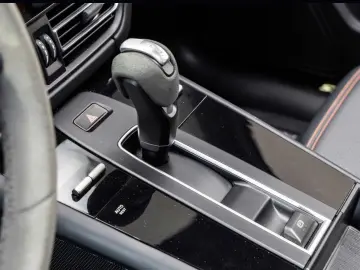 Porsche Macan GTS Air Pano 18-way SportChrono Surround