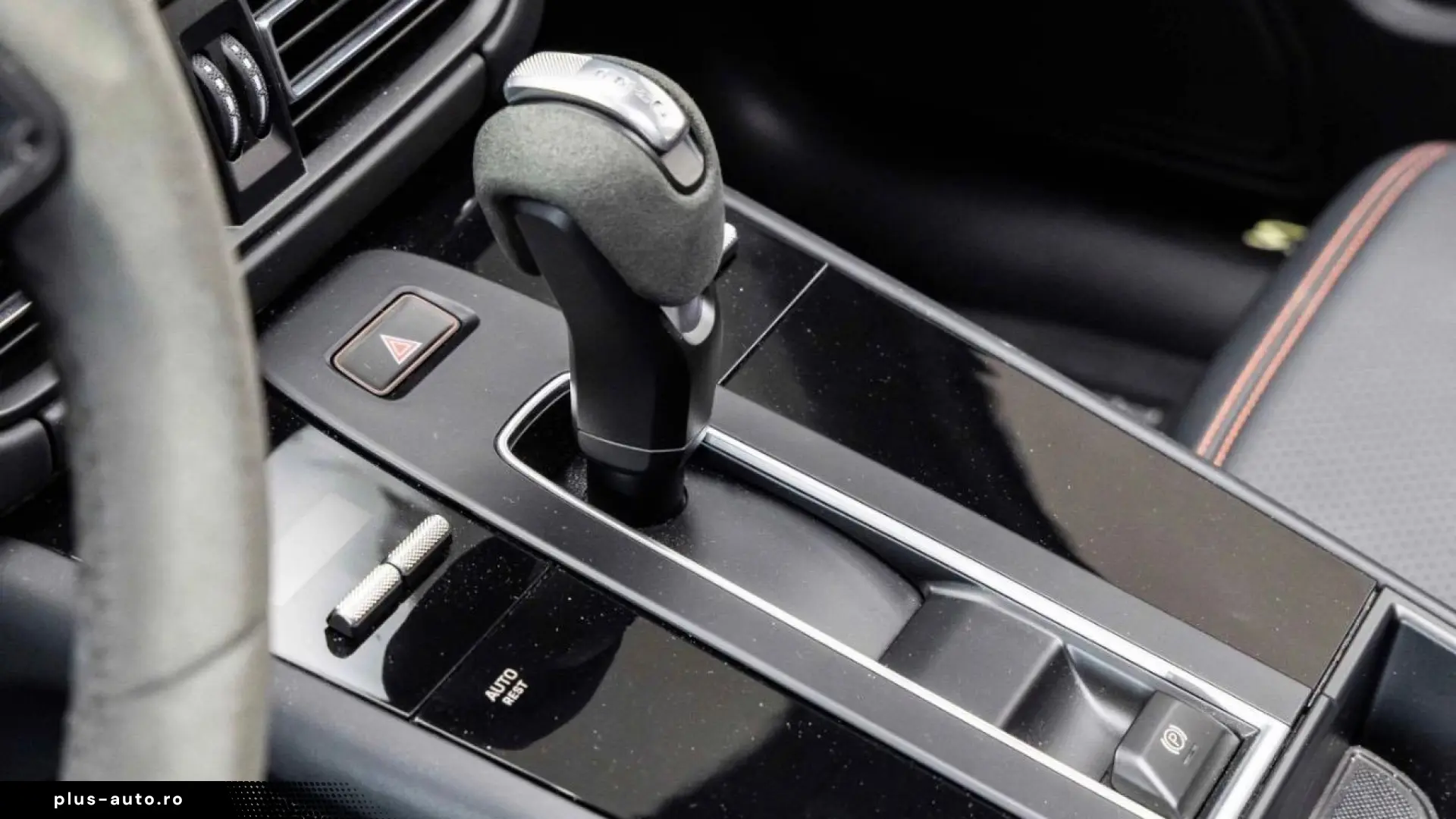 Porsche Macan GTS Air Pano 18-way SportChrono Surround