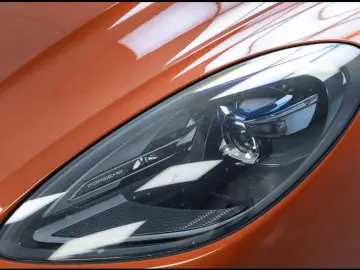 Porsche Macan GTS Air Pano 18-way SportChrono Surround