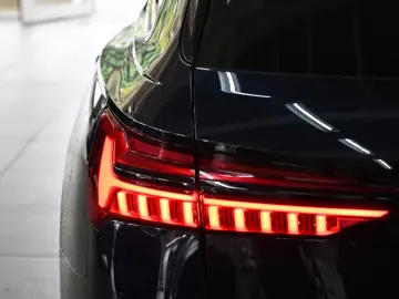 AUDI A6 Avant 55 TFSI quattro sport  KAMERA LEDER