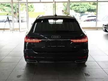 AUDI A6 Avant 45 TFSI quattro design LEDER PANO