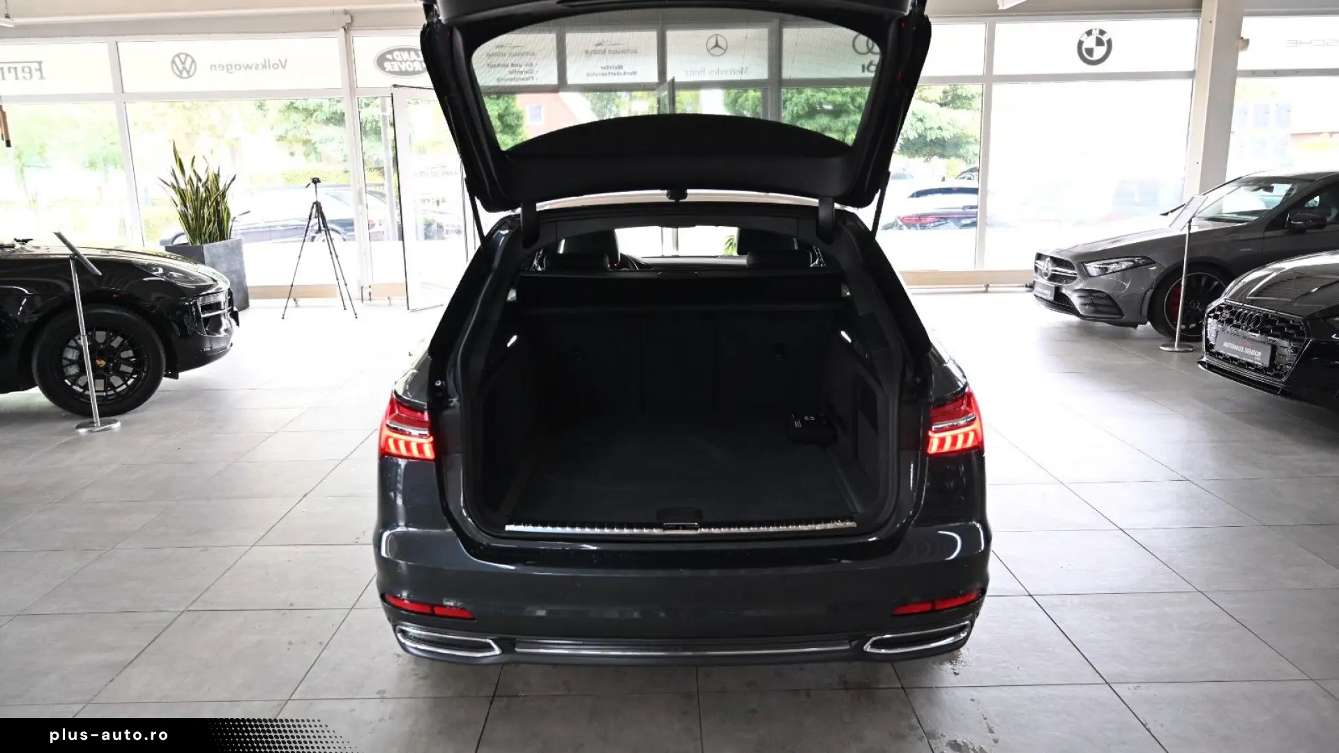 AUDI A6 Avant 45 TFSI quattro design LEDER PANO