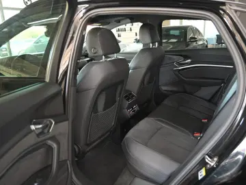 AUDI e-tron Sportback 50 quattro S line HUD PANO