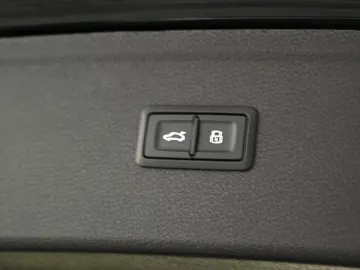 AUDI Q5 50 TDI quattro S line HUD PANO 360